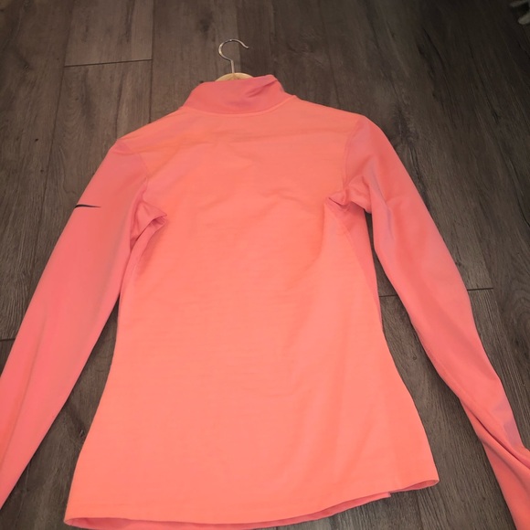 Nike pullover - Picture 3 of 4